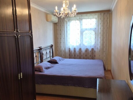 2 otaqlı köhnə tikili - Neftçilər m. - 45 m²