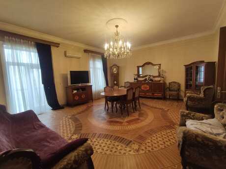 Elan №6087548 - Bakı, İçəri Şəhər m., 3 otaqlı, 115 m², 2/5 mərtəbə