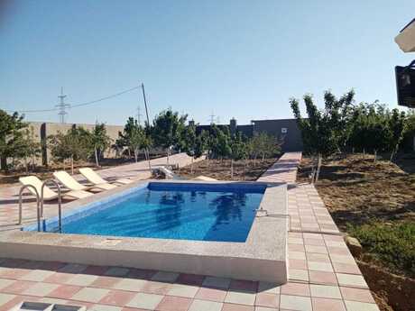4 otaqlı həyət evi/bağ evi - Qala q. - 180 m²