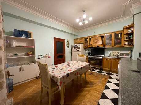 4 otaqlı yeni tikili - Nərimanov r. - 160 m²