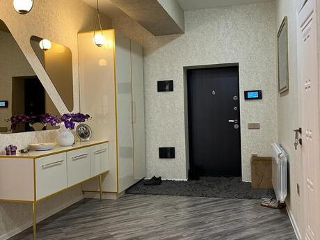 Elan №6087595 - Bakı, Nərimanov r., 4 otaqlı, 228 m², 9/18 mərtəbə