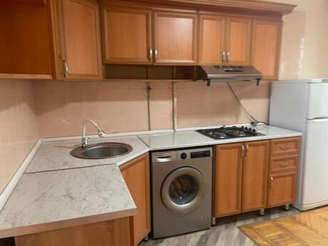 2 otaqlı köhnə tikili - Əhmədli m. - 60 m²