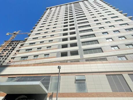 Объявление №6087624 - Баку, пос. Аг шехер, 4-комн., 194 м², 7/20 этаж