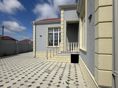 4 otaqlı həyət evi/bağ evi - Savalan q. - 110 m²