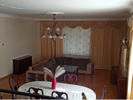 9 otaqlı həyət evi/bağ evi - Səbail r. - 400 m²