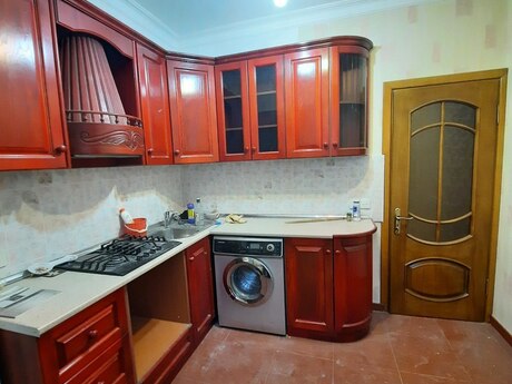 3 otaqlı köhnə tikili - Həzi Aslanov m. - 80 m²