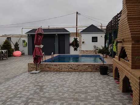 4 otaqlı həyət evi/bağ evi - Mərdəkan q. - 200 m²