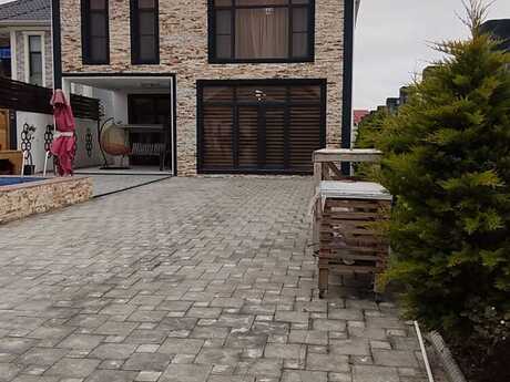 4 otaqlı həyət evi/bağ evi - Mərdəkan q. - 200 m²