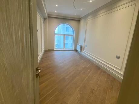 2 otaqlı mənzil, 93 m², Bayıl: 390 180 ₼ 4