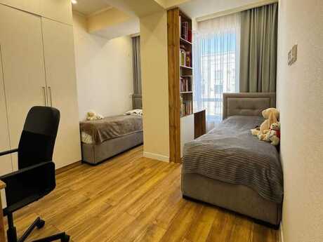 3 otaqlı yeni tikili - 20 Yanvar m. - 130 m²