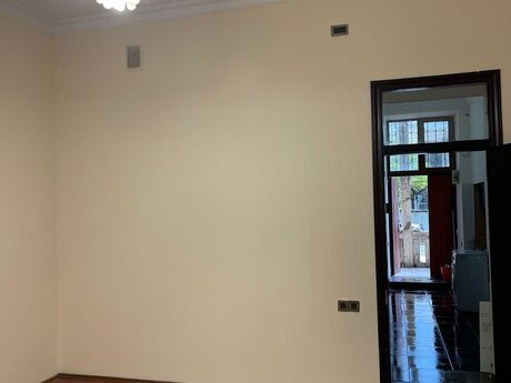 2 otaqlı köhnə tikili - Nəsimi r. - 55 m²
