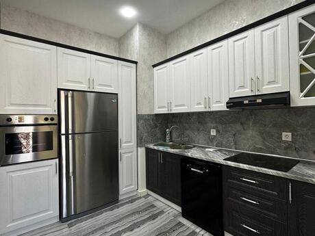 4 otaqlı yeni tikili - Ağ şəhər q. - 150 m²