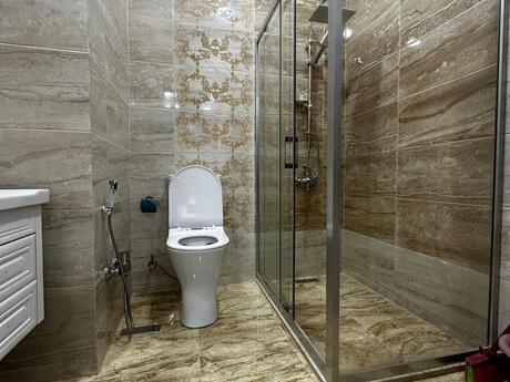 4 otaqlı yeni tikili - Ağ şəhər q. - 150 m²