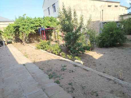 4 otaqlı həyət evi/bağ evi - Şüvəlan q. - 130 m²