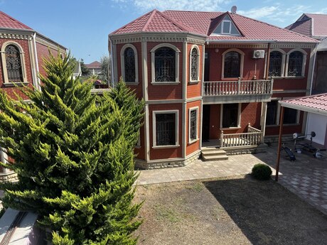 3 otaqlı həyət evi/bağ evi - Mərdəkan q. - 400 m²