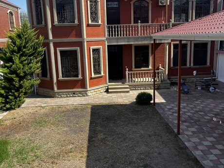 3 otaqlı həyət evi/bağ evi - Mərdəkan q. - 400 m²
