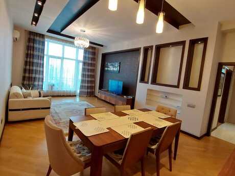 3 otaqlı yeni tikili - İçəri Şəhər m. - 120 m²
