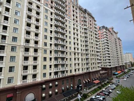 4 otaqlı köhnə tikili - Elmlər Akademiyası m. - 110 m²