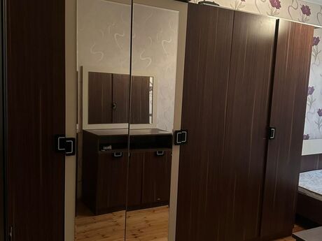 2 otaqlı köhnə tikili - Memar Əcəmi m. - 70 m²