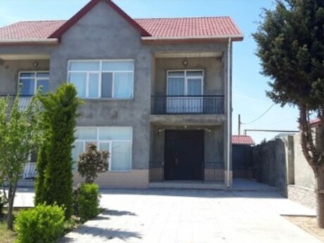 4 otaqlı həyət evi/bağ evi - Şağan q. - 200 m²