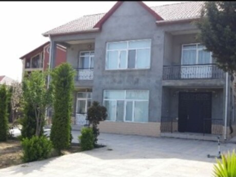 4 otaqlı həyət evi/bağ evi - Şağan q. - 200 m²