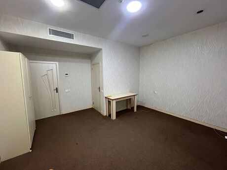 1 otaqlı ofis - Nəriman Nərimanov m. - 25 m²