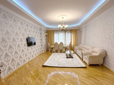 Объявление №6087850 - Баку, Наримановский  р., 3-комн., 135 м², 7/17 этаж