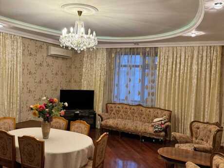 Elan №6087961 - Bakı, Elmlər Akademiyası m., 2 otaqlı, 95 m², 15/18 mərtəbə