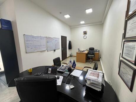 4-комн. офис - м. Нариман Нариманов - 150 м²