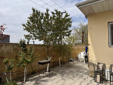 3 otaqlı həyət evi/bağ evi - Xırdalan - 90 m²