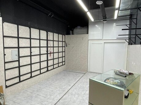 Obyekt - İnşaatçılar m. - 26 m²
