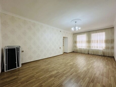 7 otaqlı həyət evi/bağ evi - Xətai r. - 255 m²
