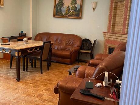 3 otaqlı köhnə tikili - 28 May m. - 70 m²