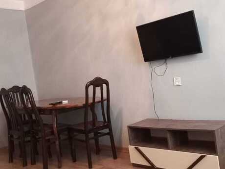 2 otaqlı köhnə tikili - Əhmədli m. - 65 m²