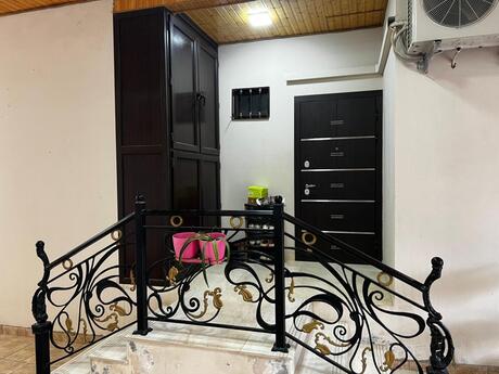 4 otaqlı həyət evi/bağ evi - Balaxanı q. - 120 m²