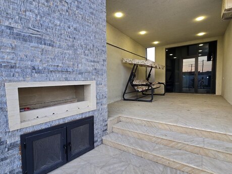 4 otaqlı həyət evi/bağ evi - Şüvəlan q. - 200 m²