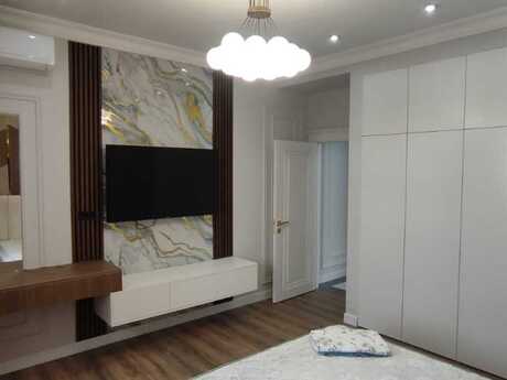 4 otaqlı yeni tikili - Şah İsmayıl Xətai m. - 180 m²