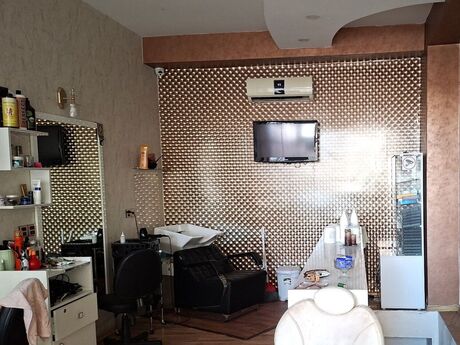 Obyekt - İnşaatçılar m. - 50 m²
