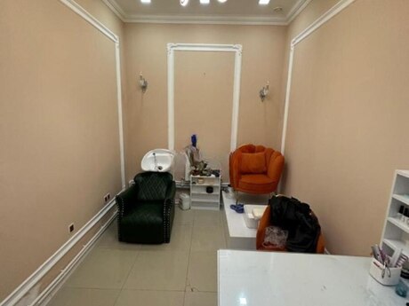 Obyekt - 8 Noyabr m. - 100 m²