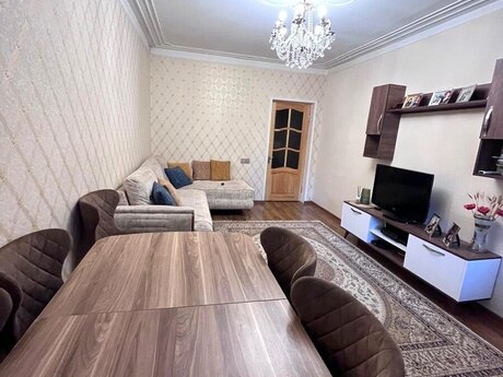 3 otaqlı köhnə tikili - Nəriman Nərimanov m. - 90 m²
