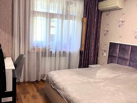 3 otaqlı köhnə tikili - Nəriman Nərimanov m. - 90 m²