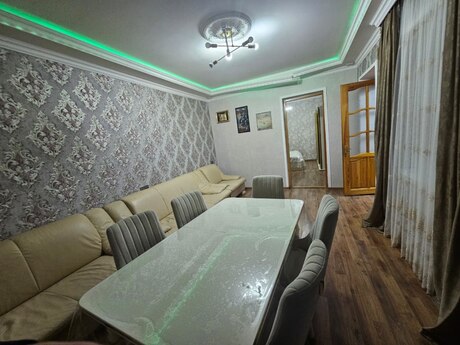 4 otaqlı həyət evi/bağ evi - Azadlıq Prospekti m. - 80 m²