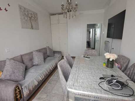 2 otaqlı köhnə tikili - Qaraçuxur q. - 60 m²
