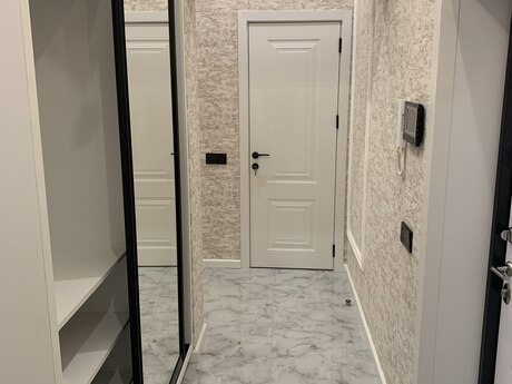 2 rooms · 68 m² · floor 9/13, 28 May