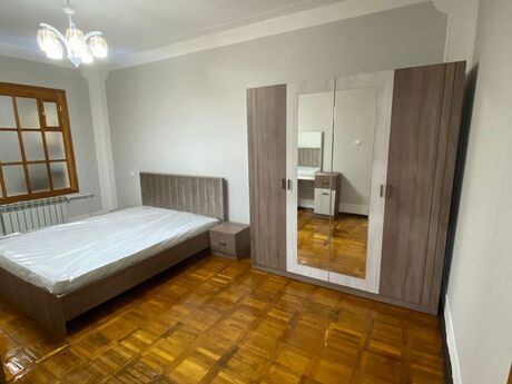 4 otaqlı köhnə tikili - İnşaatçılar m. - 105 m²