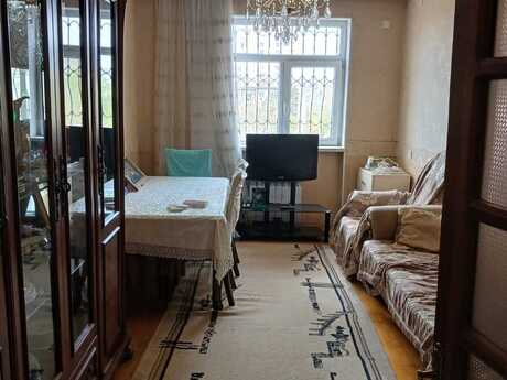 3 otaqlı köhnə tikili - Qaraçuxur q. - 80 m²