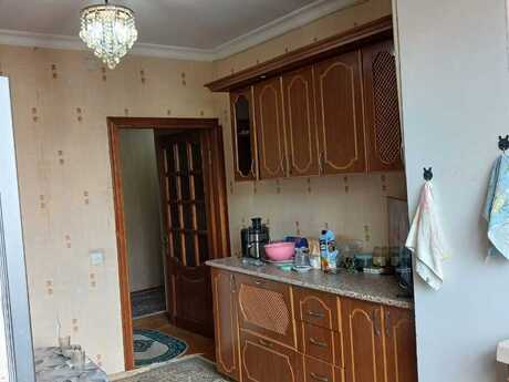 3 otaqlı köhnə tikili - Qaraçuxur q. - 80 m²
