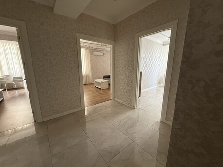 3 otaqlı yeni tikili - Böyükşor q. - 130 m²