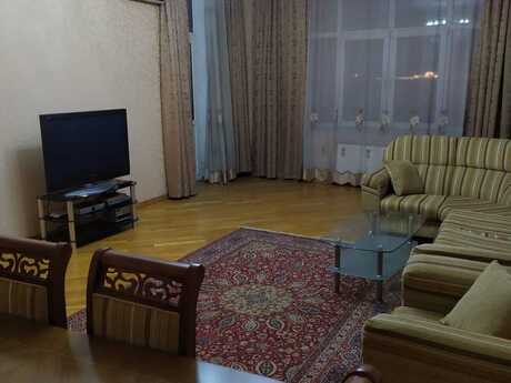3 otaqlı yeni tikili - Elmlər Akademiyası m. - 130 m²