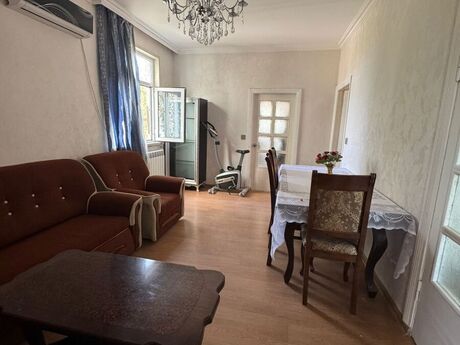 3 otaqlı köhnə tikili - Memar Əcəmi m. - 60 m²